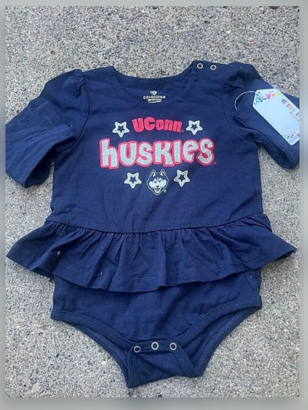 NWT Baby UConn Huskies Onesie Size 6-12 Months